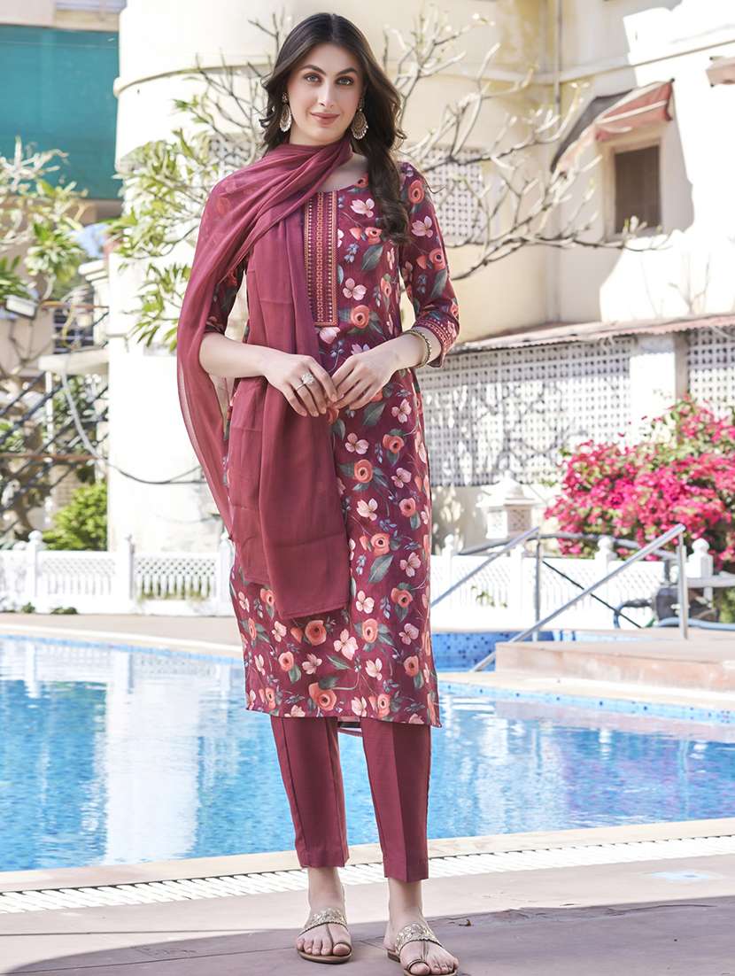 Women Printed Three Quarter Sleeve Kurta Pant With Dupatta Set - 22454251 -  Standard Image - 2
