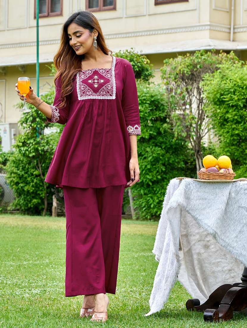 Women Solid With Work Three Quarter Sleeve Ethnic Co-ord Set - 22454432 -  Standard Image - 2