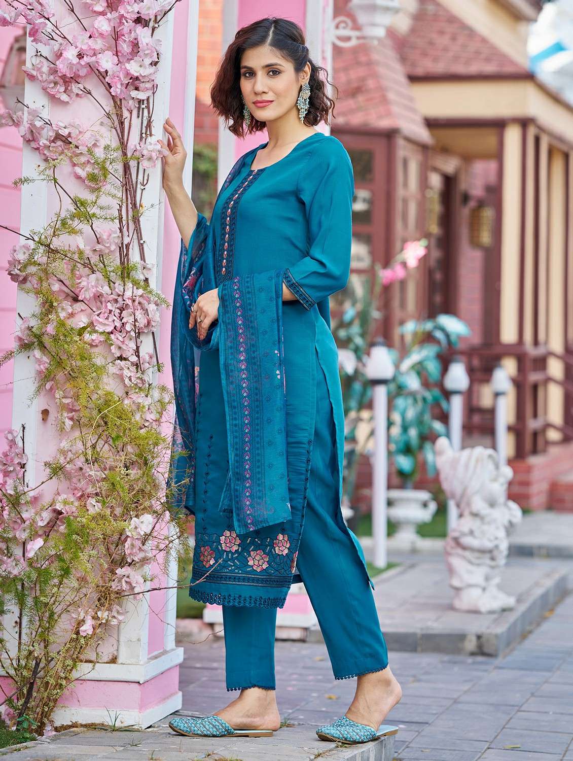 women solid with work three quarter sleeve kurta pant with dupatta set - 22454451 -  Standard Image - 2