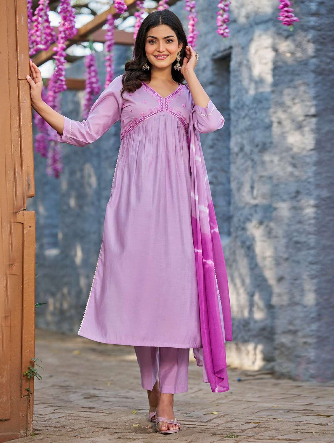 women solid with work three quarter sleeve kurta pant with dupatta set