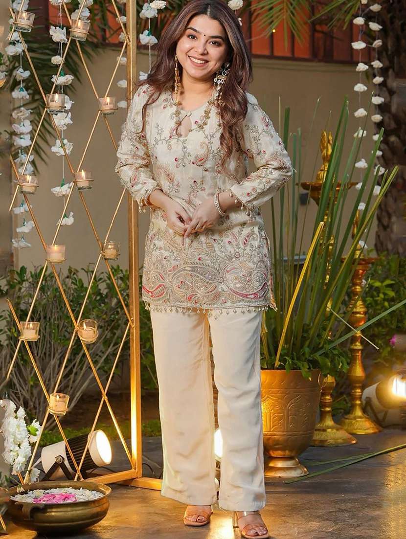 women cream crepe straight kurta - 22455528 -  Standard Image - 2