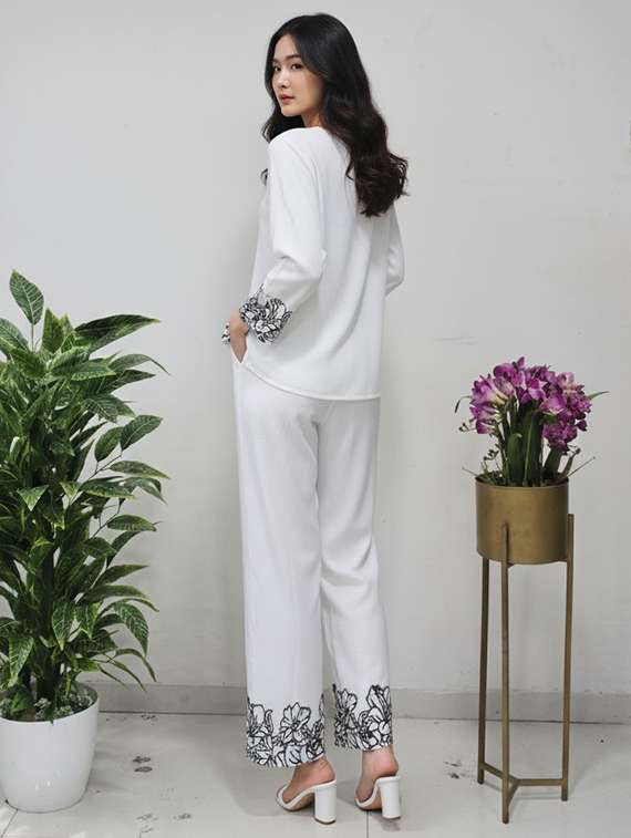 women white co-ord set - 22455558 -  Standard Image - 2