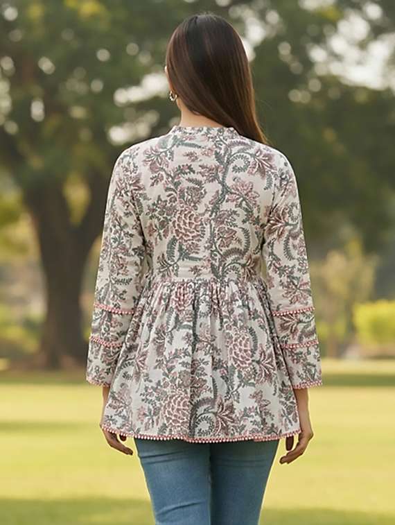 women white cotton straight kurti - 22456081 -  Standard Image - 2