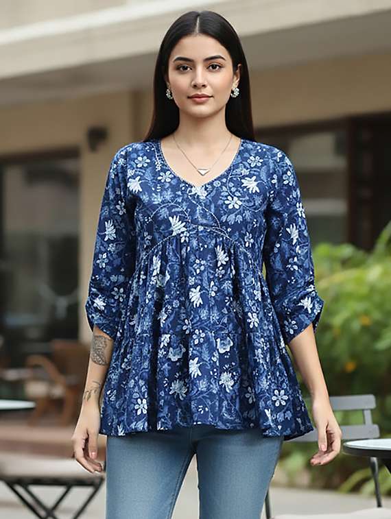 women blue cotton straight kurti