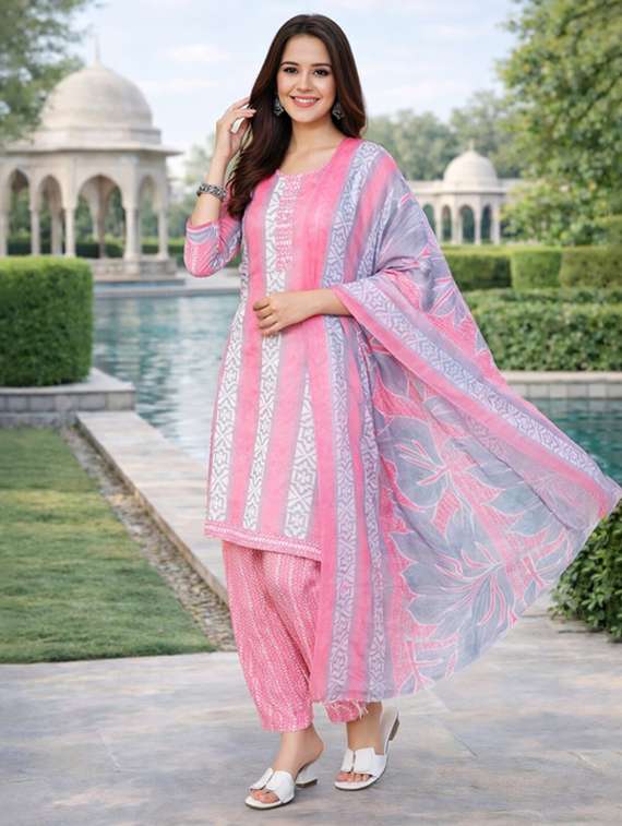 women pink  printed kurta salwar set - 22456095 -  Standard Image - 2
