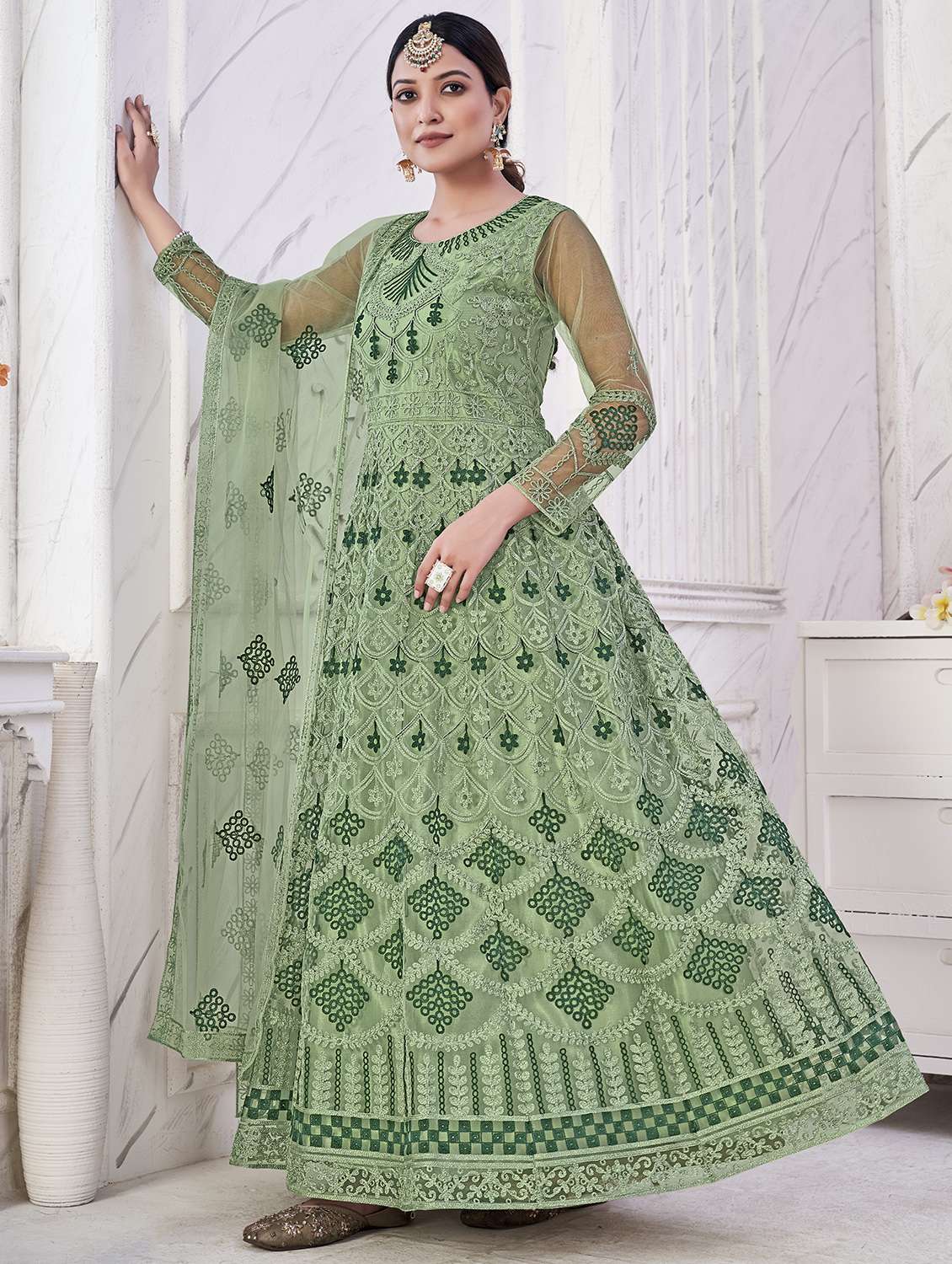 women green kurta pant set - 22456777 -  Standard Image - 2