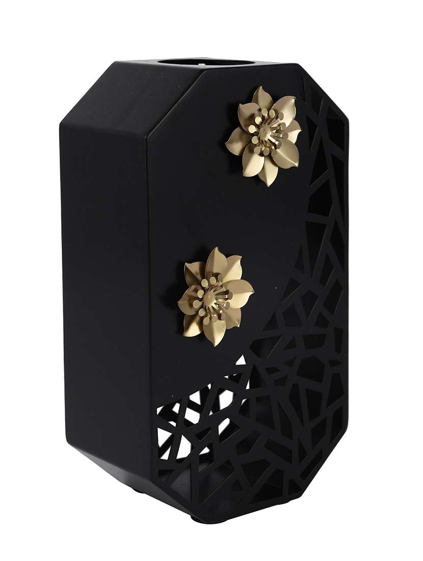 black textured glass flower vase - 22457264 -  Standard Image - 2