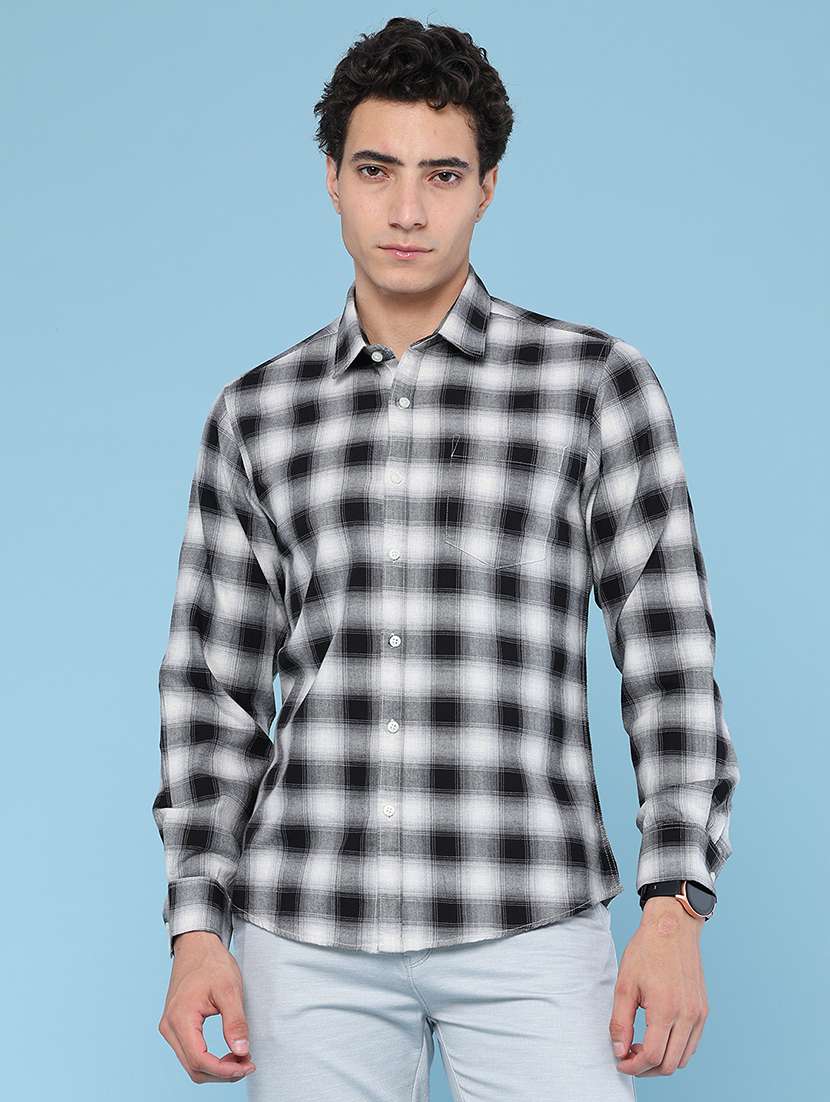 Men Checkered Long Sleeve Slim Fit Casual Shirt - 22457421 -  Standard Image - 2