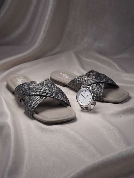 women textured slip on flat sandal