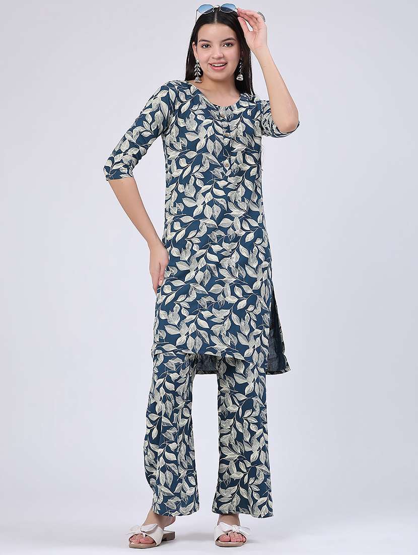 women printed three quarter sleeve ethnic co-ord set