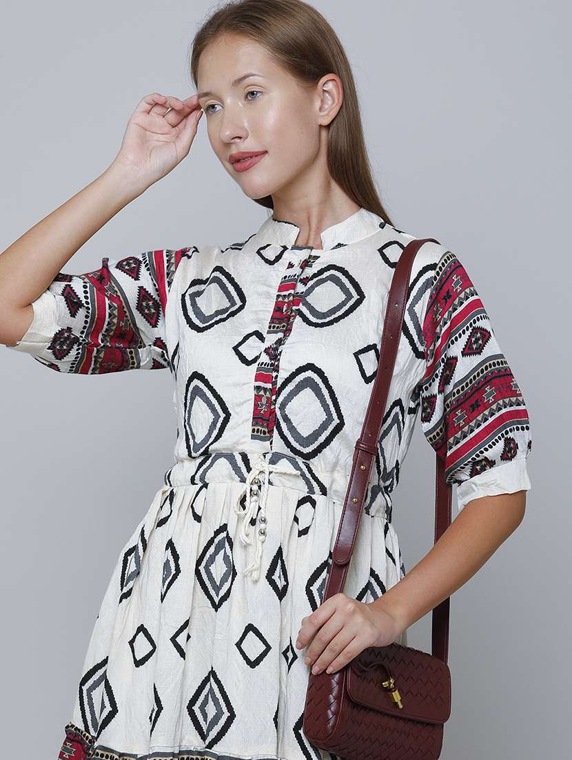 women printed short sleeves fit and flare dress