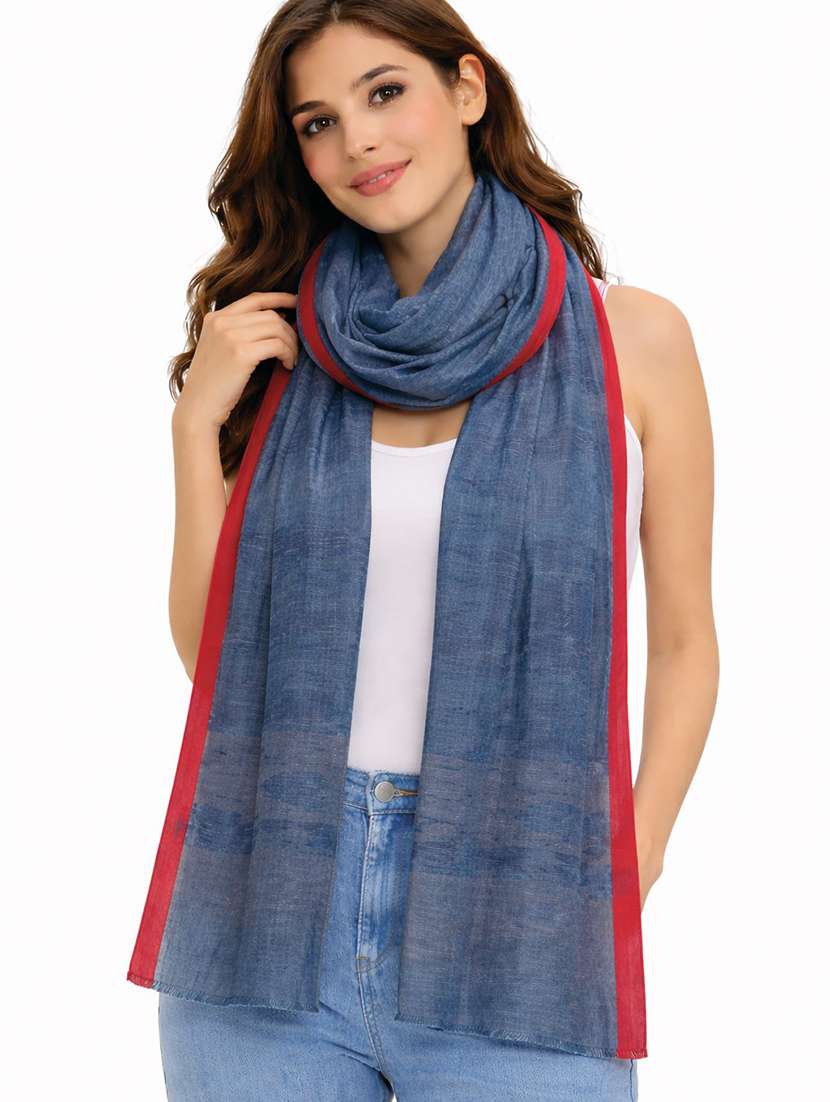 women solid scarf