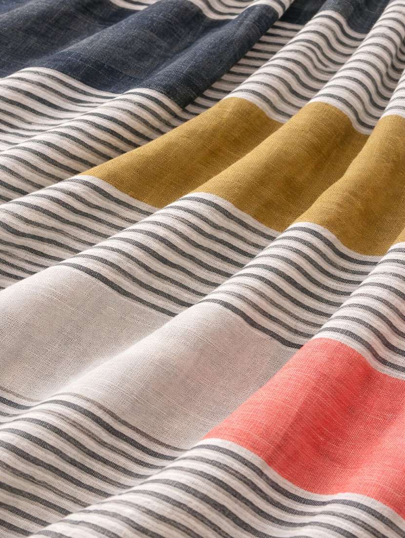 women printed scarf - 22461179 -  Standard Image - 2