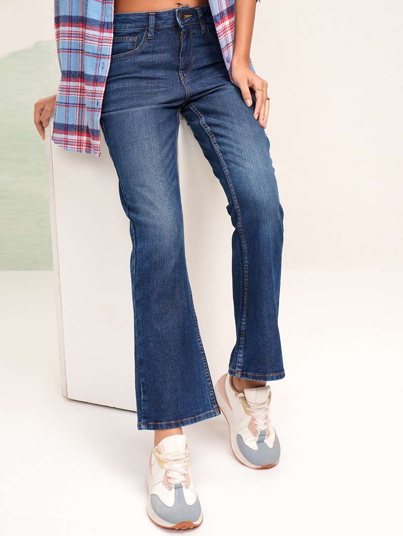 women solid mid rise bootcut trouser