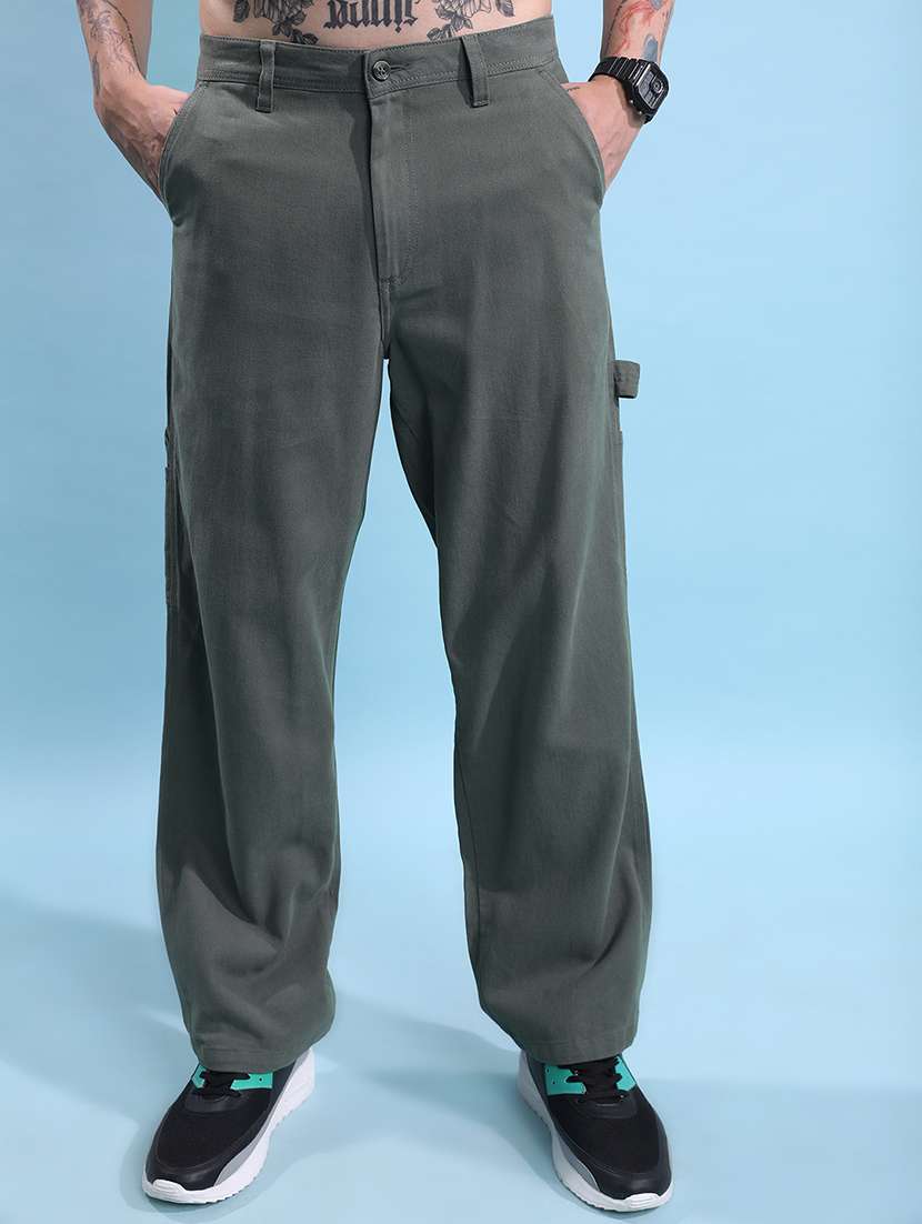men olive solids casual regular fit trousers