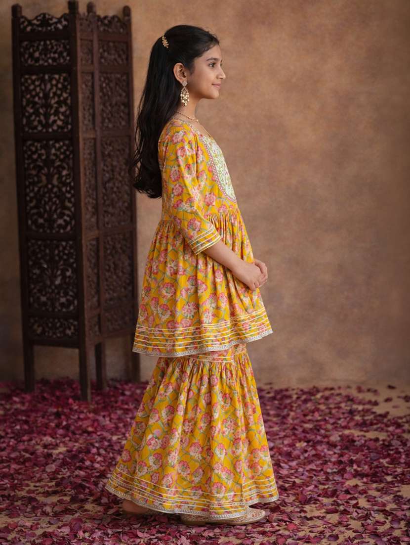 girl cotton kurta sharara set suit set - 22463271 -  Standard Image - 2