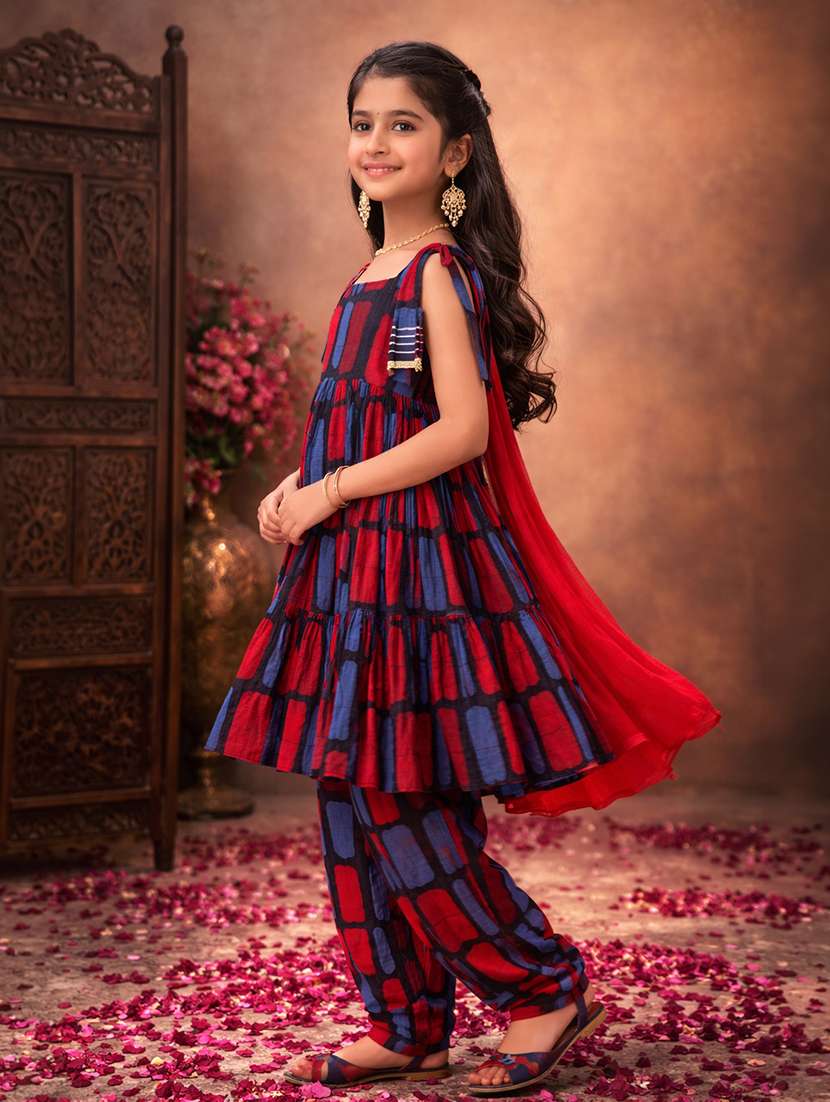 girl cotton kurta salwar set suit set - 22463276 -  Standard Image - 2