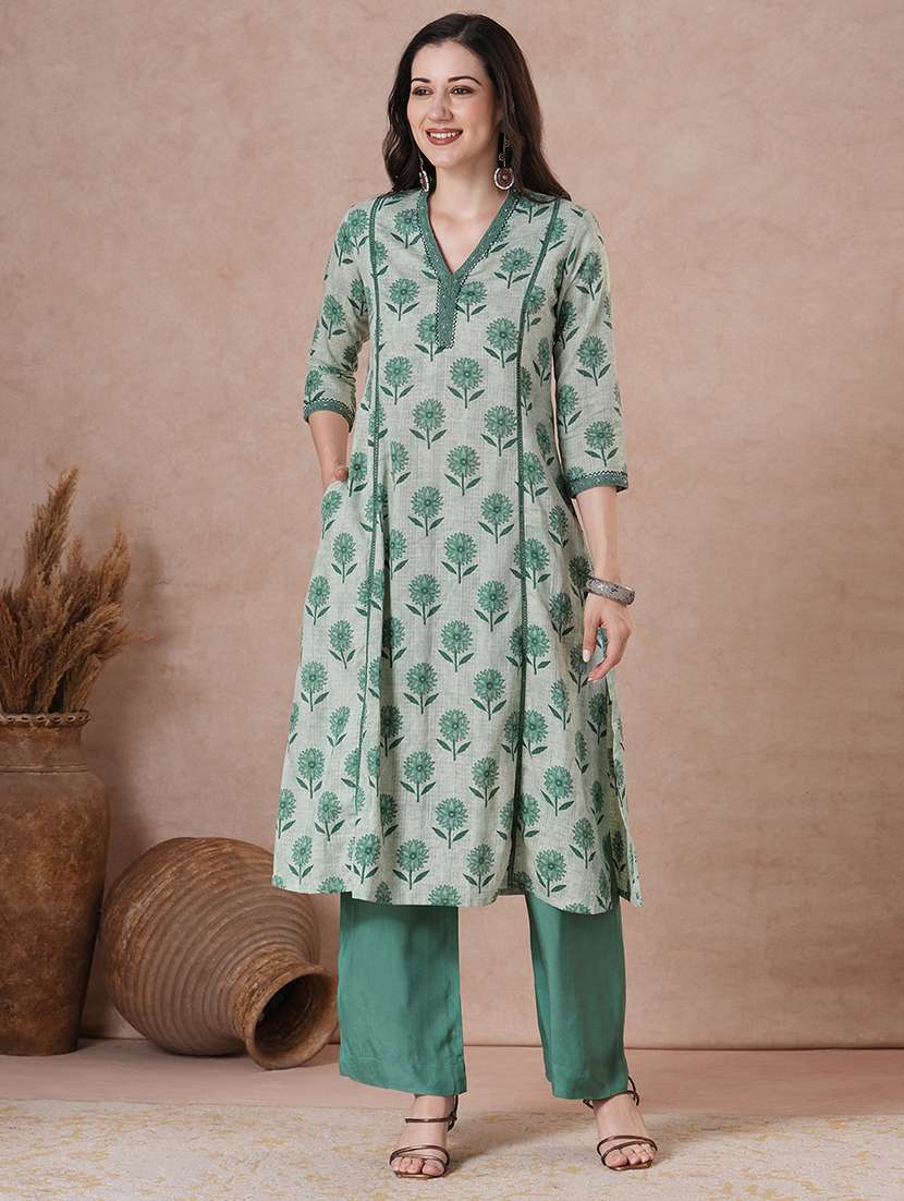 women three quarter sleeve a-line kurta