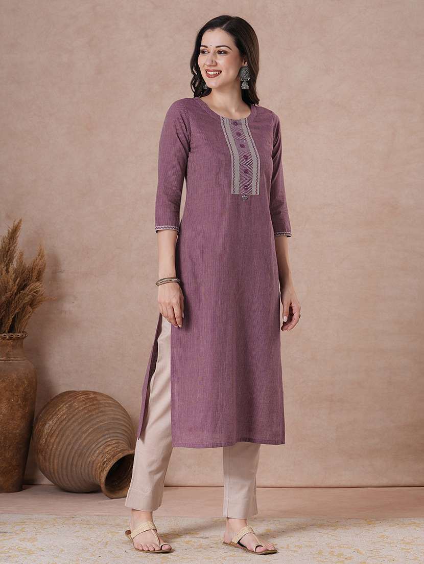 women three quarter sleeve straight kurta - 22463490 -  Standard Image - 2