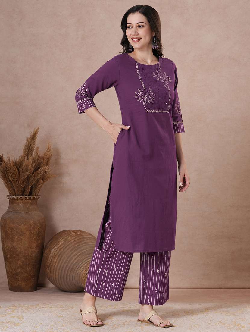 women purple  floral kurta dupatta set - 22463503 -  Standard Image - 2