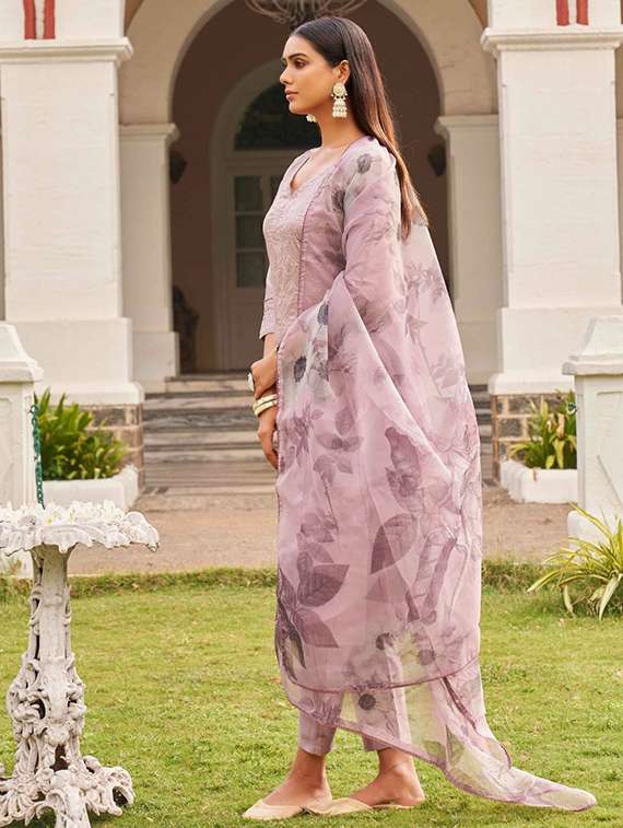 women pink kurta dupatta set - 22466319 -  Standard Image - 2