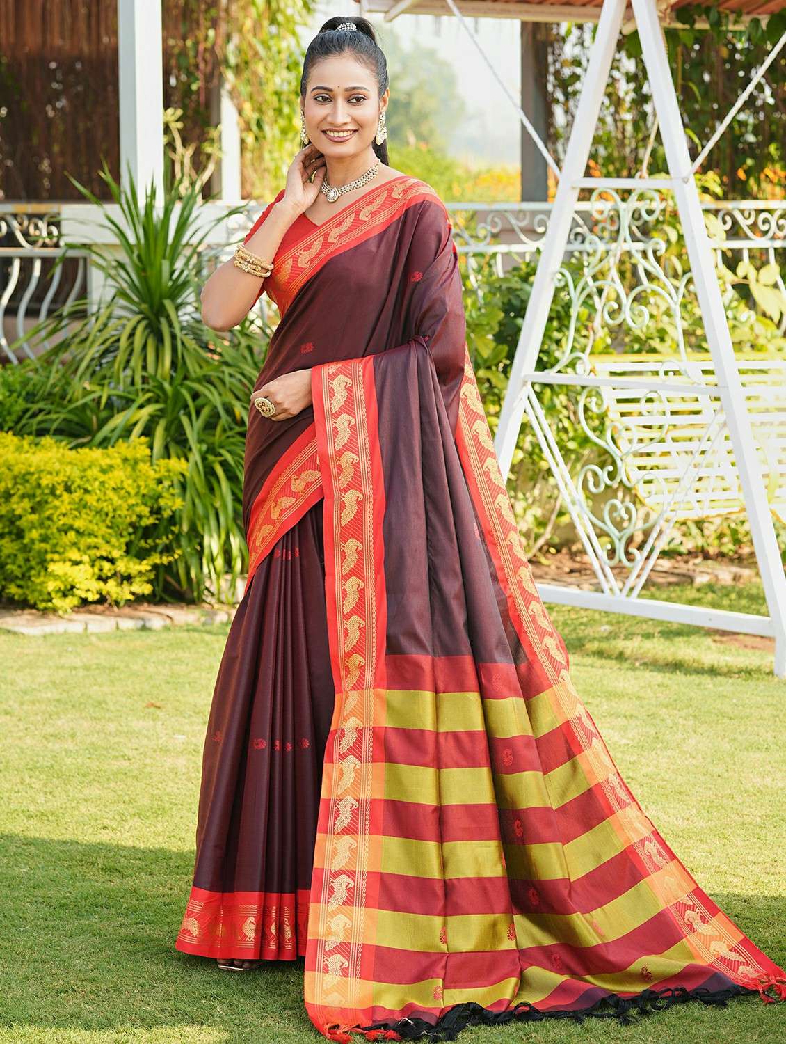 Women Self Designed Saree With Attached Blouse With Blouse - 22467536 -  Standard Image - 2