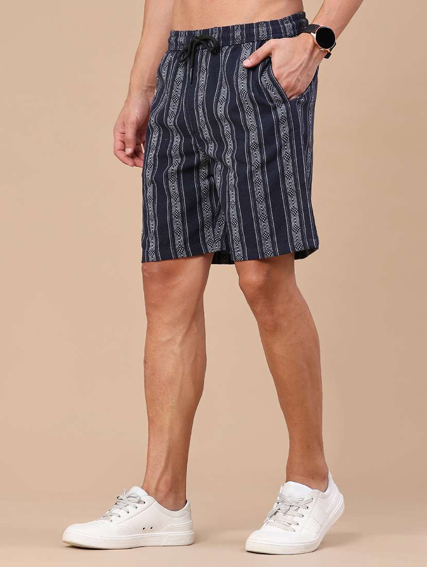 men self design mid rise regular fit shorts - 22467721 -  Standard Image - 2