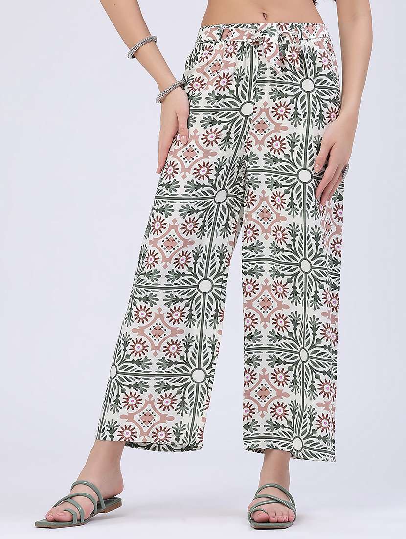 women printed mid rise wide leg trouser