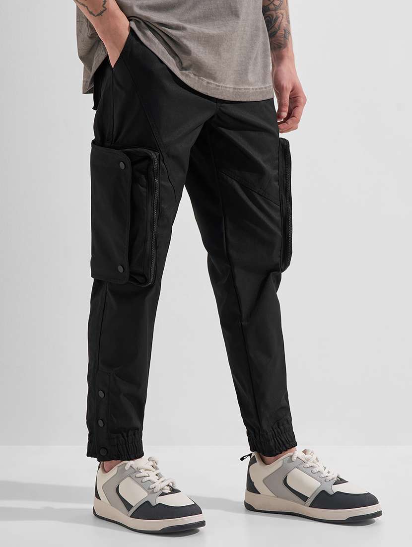 men solid mid rise regular fit cargo  - 22469459 -  Standard Image - 2