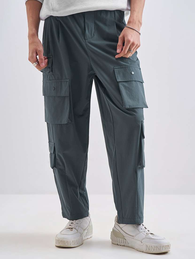 men grey nylon pleated casual trouser