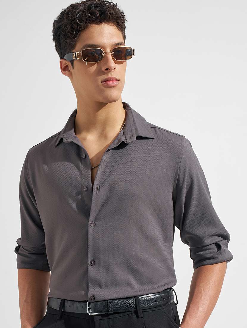 men collared long sleeve casual shirt