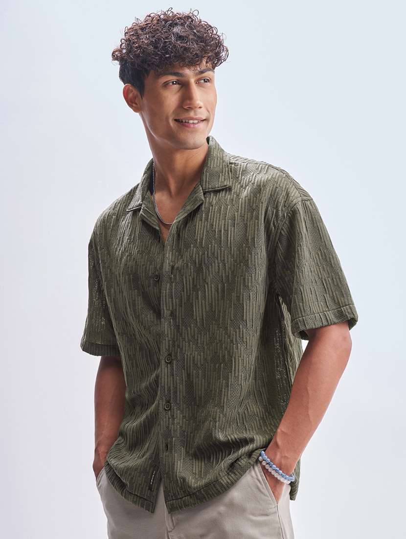 Men Textured Short Sleeve Regular Fit Casual Shirt - 22469985 -  Standard Image - 2