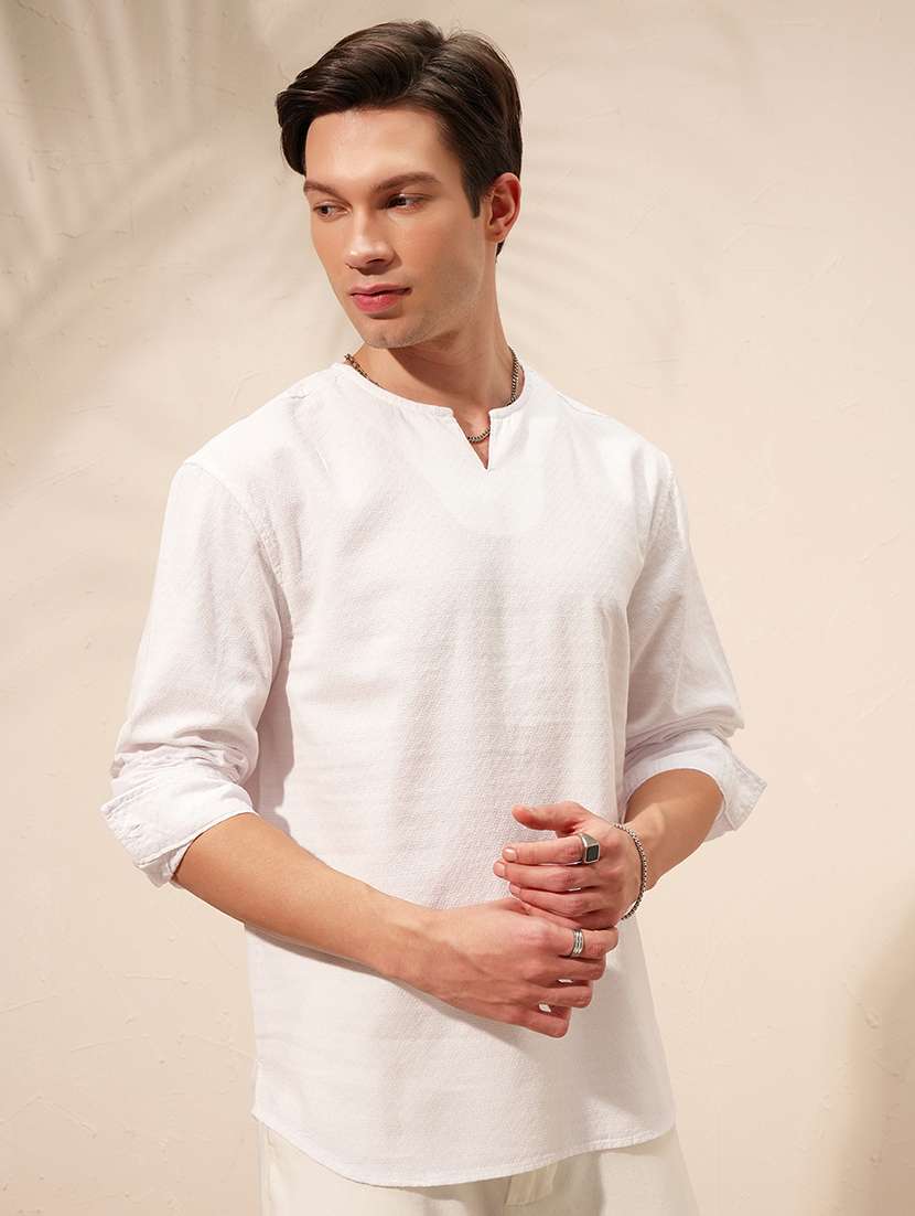 Men Self Design Notch Neck Short Kurta - 22470117 -  Standard Image - 2