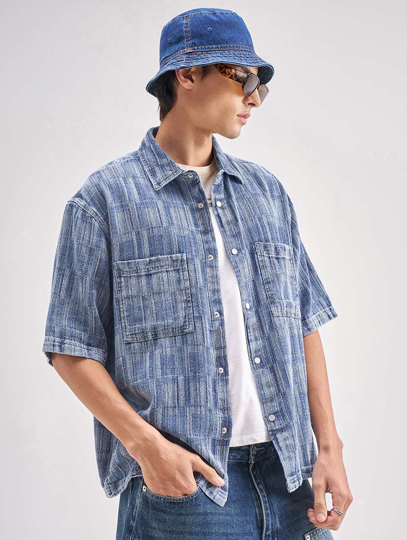 Men Self Design Short Sleeve Regular Fit Casual Shirt - 22470343 -  Standard Image - 2