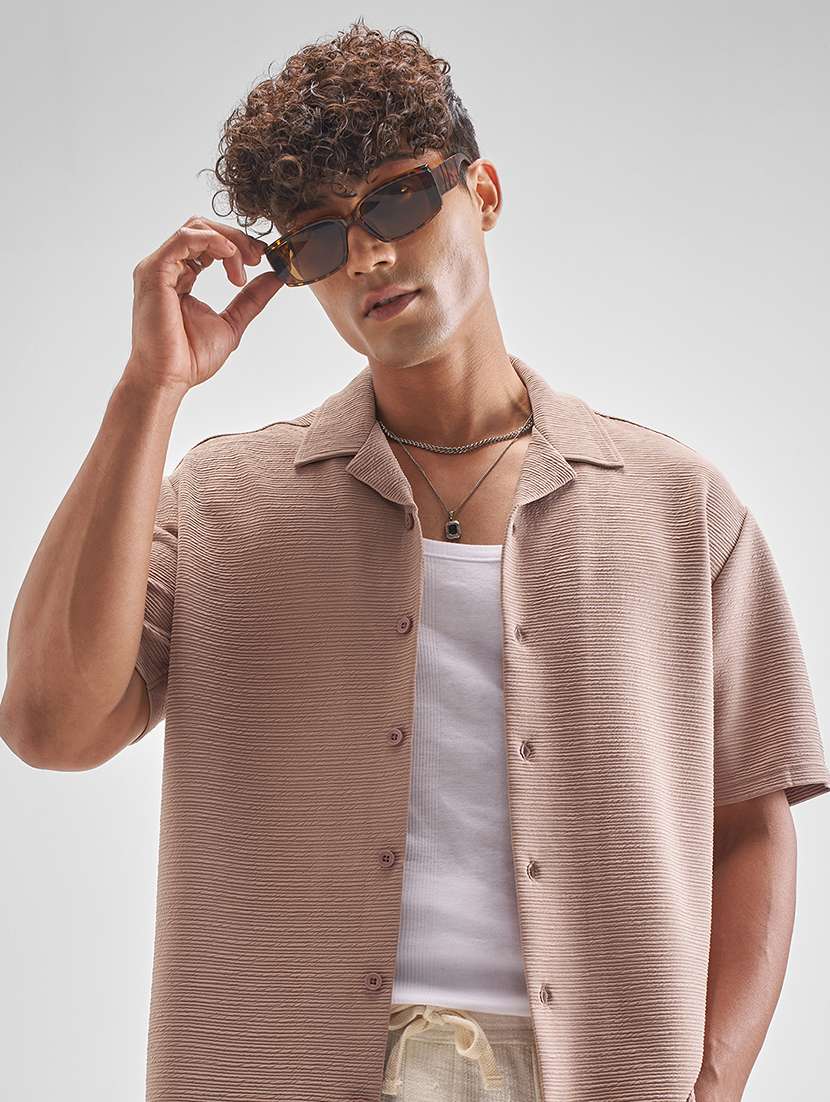 men self design short sleeve regular fit casual shirt