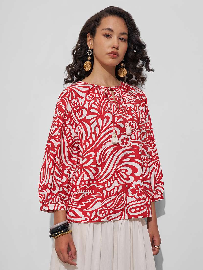 women printed off white viscose regular top - 22470925 -  Standard Image - 2