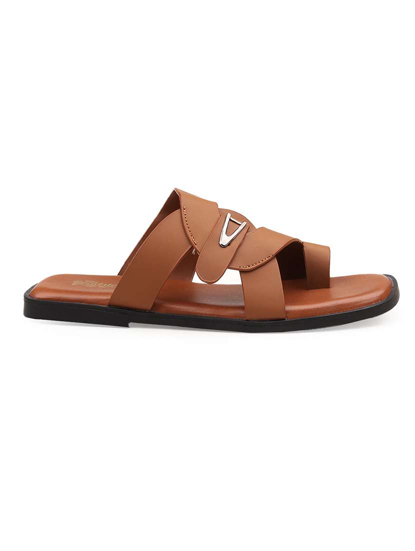 men solid one toe sandal  - 22471633 -  Standard Image - 2