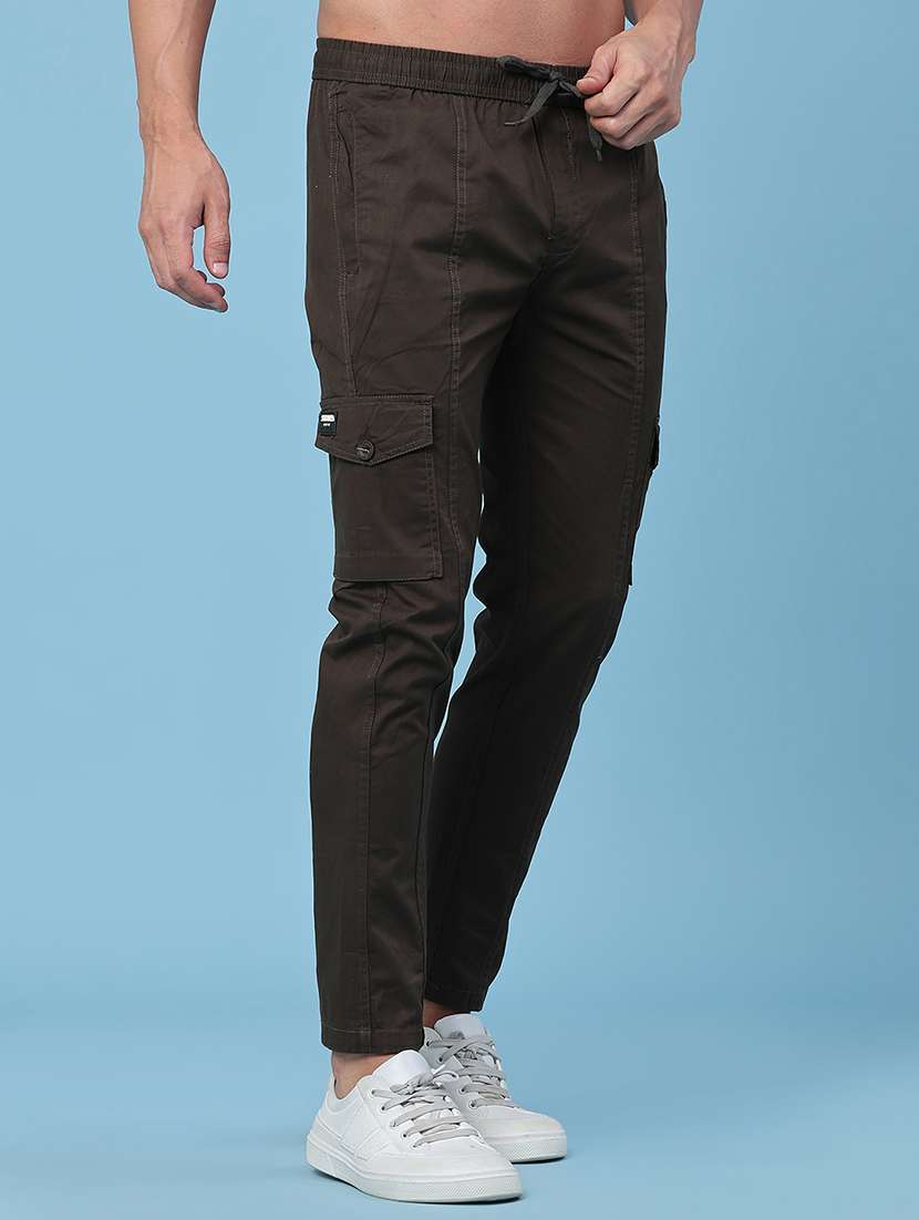 Men Solid Mid Rise Regular Fit Cargo Pant - 22472191 -  Standard Image - 2