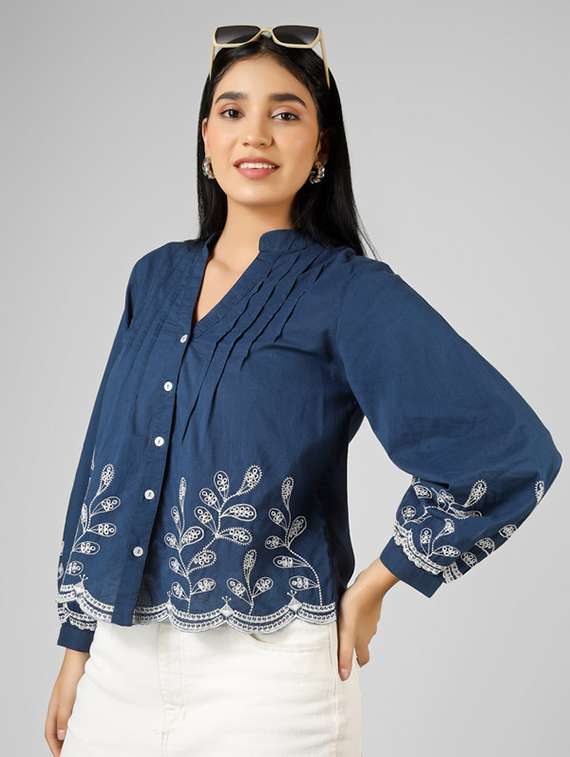 women printed blue cotton crop top