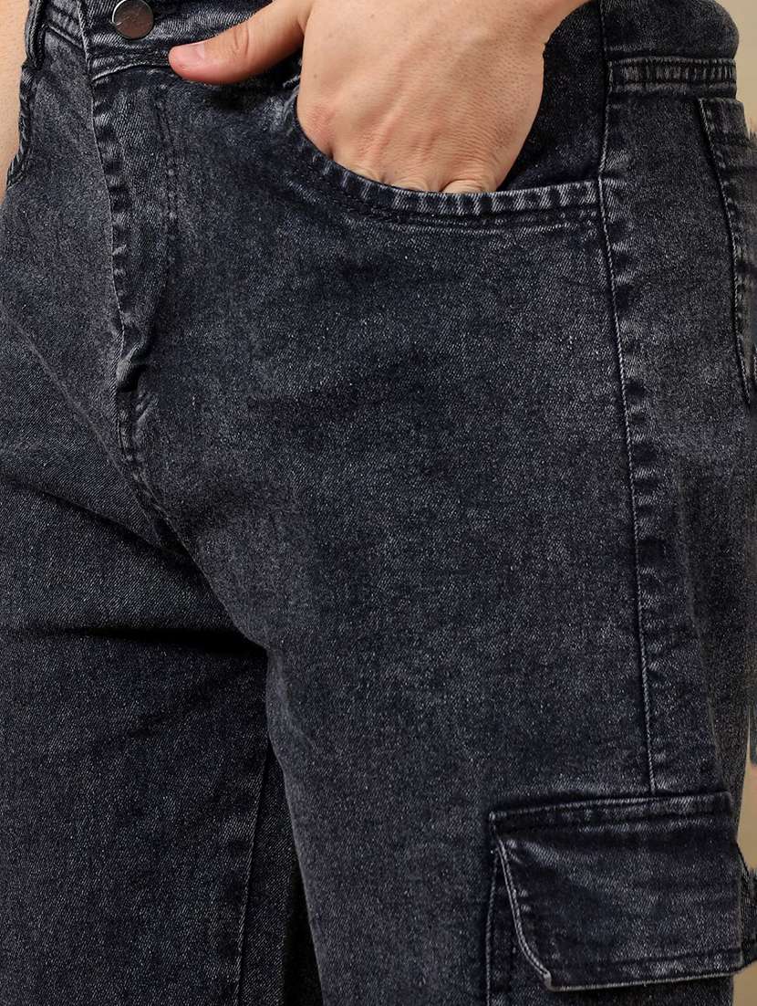 men solid mid rise regular fit cargo  - 22472609 -  Standard Image - 2