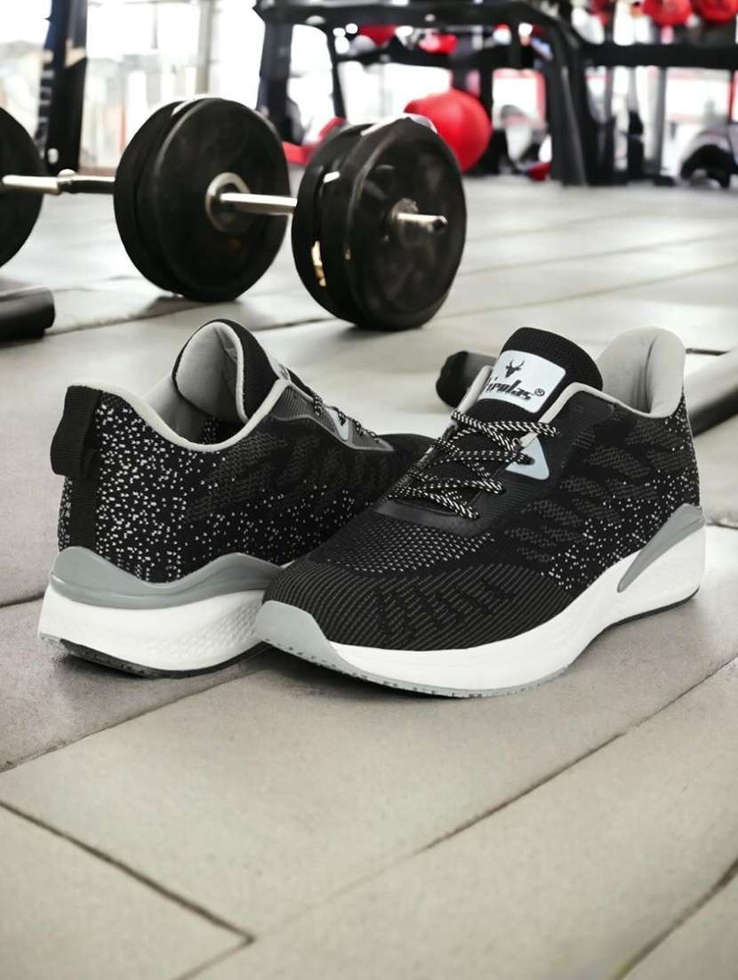 men solid black lace up shoe