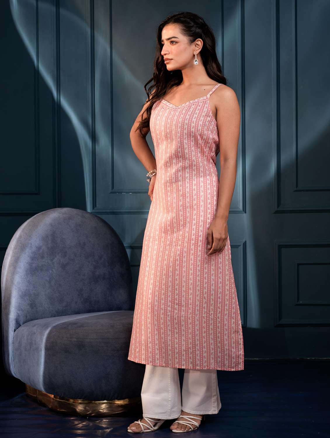 women printed shoulder strap straight kurta - 22473123 -  Standard Image - 2