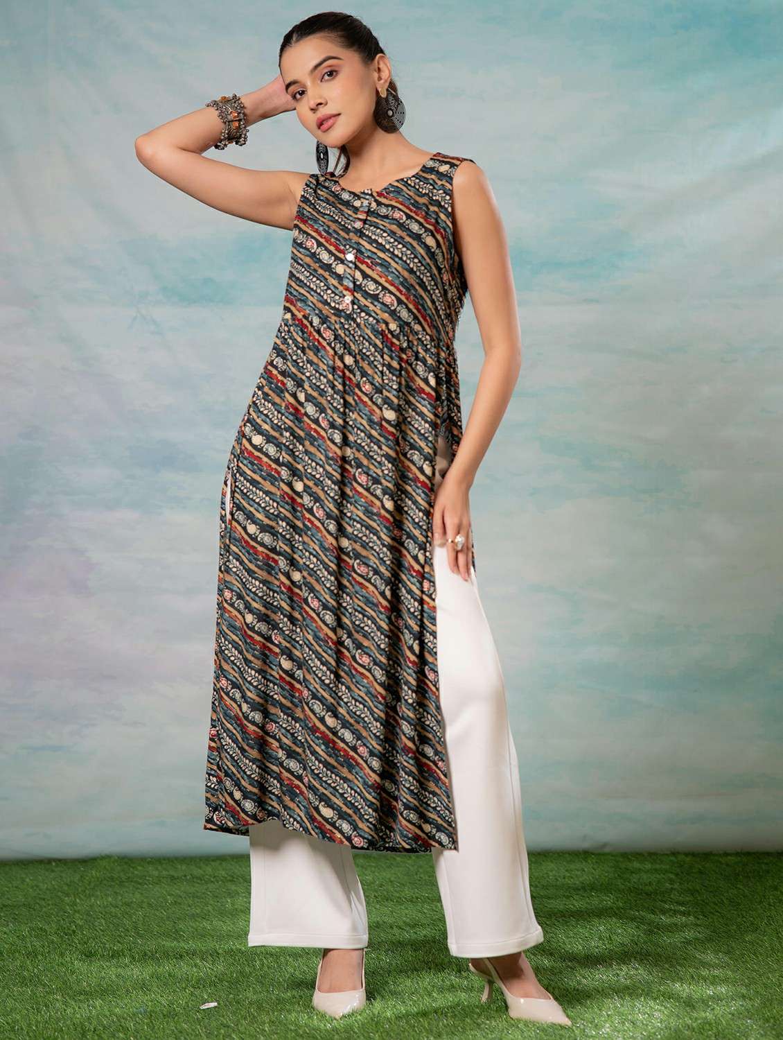 women printed sleeveless a-line kurta - 22473126 -  Standard Image - 2