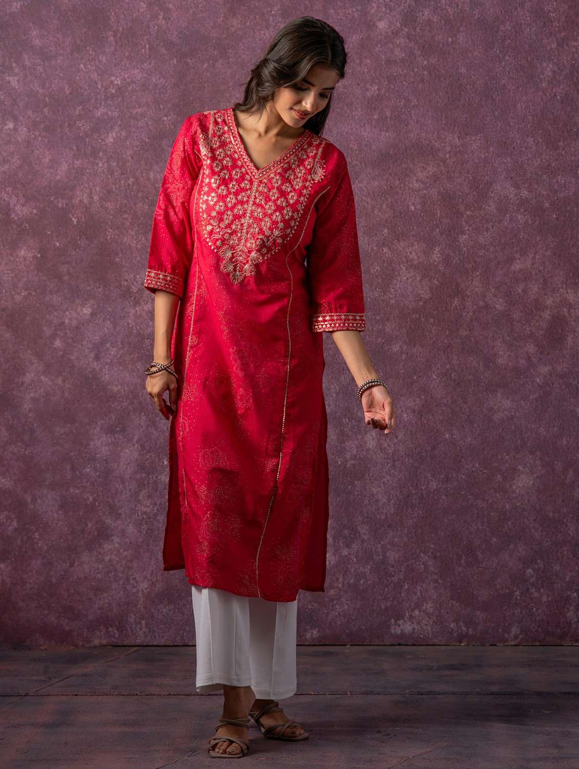 women fuchsia polyester straight kurta - 22473130 -  Standard Image - 2