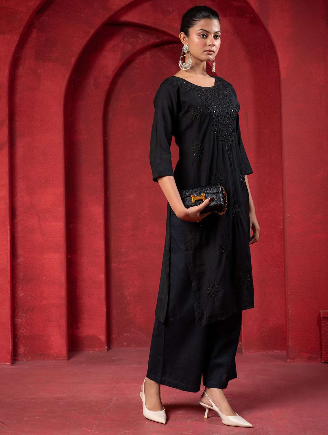 women solid with work three quarter sleeve straight kurta - 22473139 -  Standard Image - 2