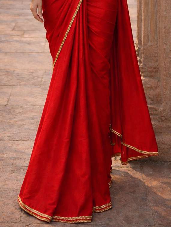 women solid with bordered saree with blouse - 22473291 -  Standard Image - 2