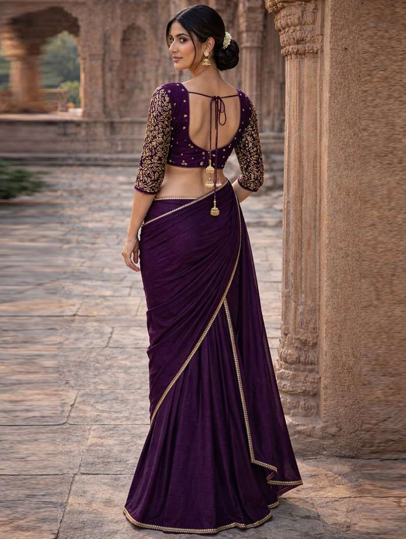 women solid with bordered saree with blouse - 22473300 -  Standard Image - 2