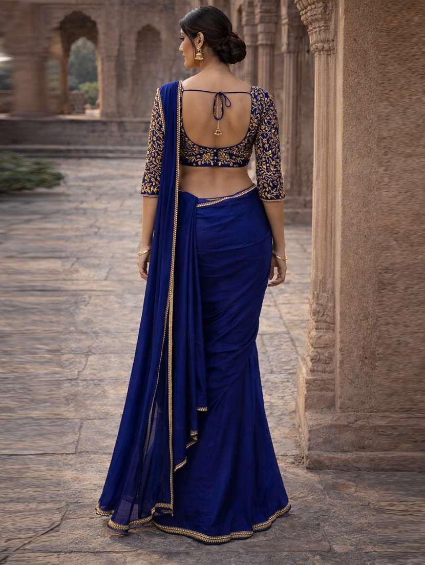 women solid with bordered saree with blouse - 22473303 -  Standard Image - 2
