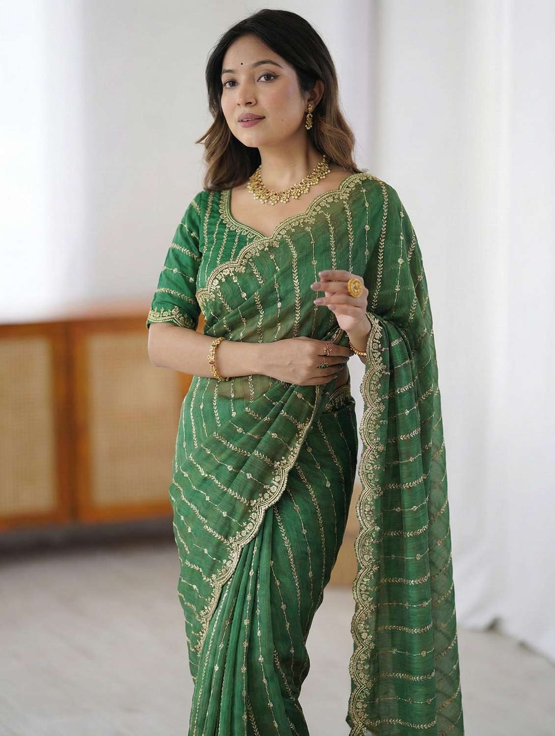 women green embellished saree with blouse - 22473654 -  Standard Image - 2