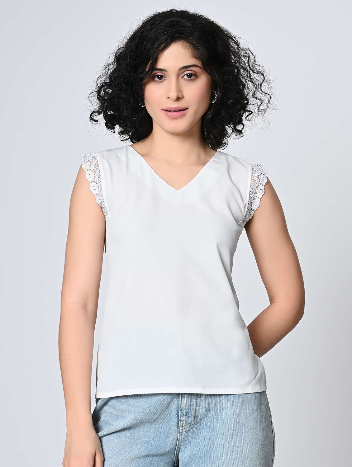 girls sleeveless lace trim v neck crepe top